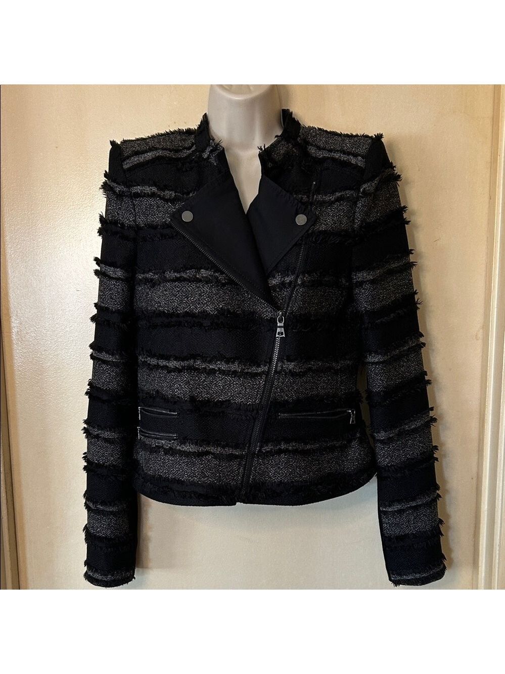 BCBGMaxAzria Black and Gray Textured Jacket size S
